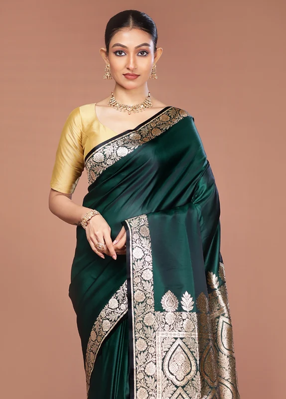 Green Banarasi Silk Saree With Blouse Piece One Size