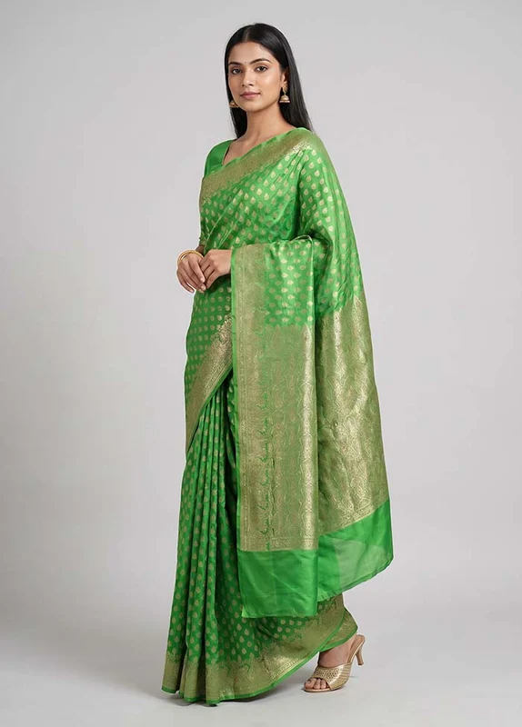 Green Handloom Banarasi Pure Silk Saree With Blouse Piece One Size