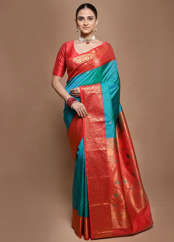 Green Kanjivaram Silk Saree With Blouse Piece Onesize