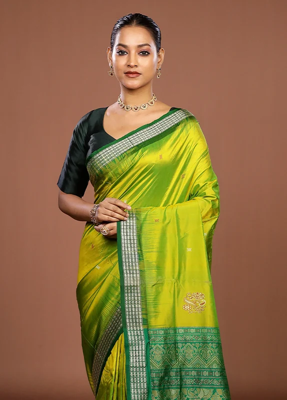 Green Handloom Bomkai Pure Silk Saree With Blouse Piece One Size
