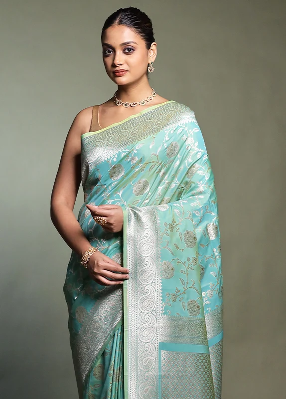 Green Uppada Silk Saree With Blouse Piece Onesize