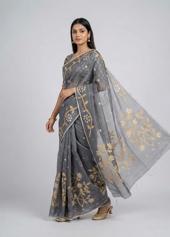 Grey Matka Silk Saree With Blouse Piece One Size
