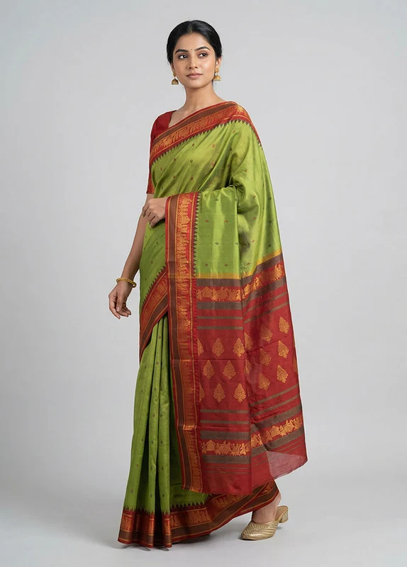 Green Kanjivaram Silk Saree With Blouse Piece One Size