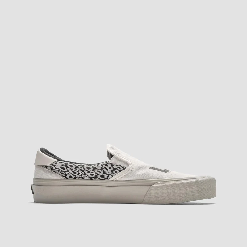 STRAYE Ventura Slip On Shoes - Say Less Cream 11uk / Say Less Cream