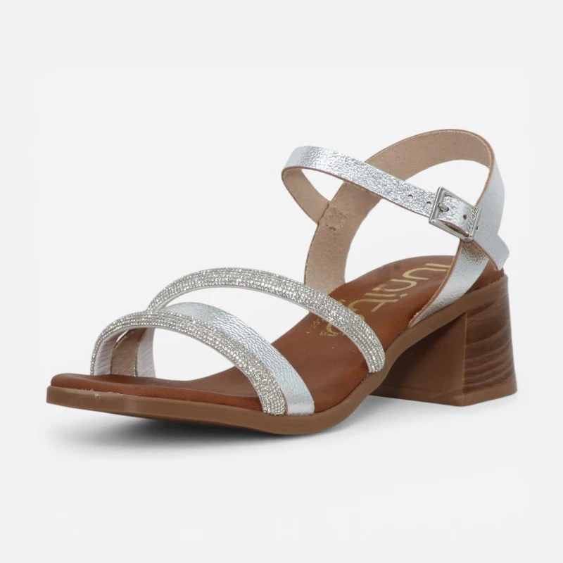 Poppy Silver 35