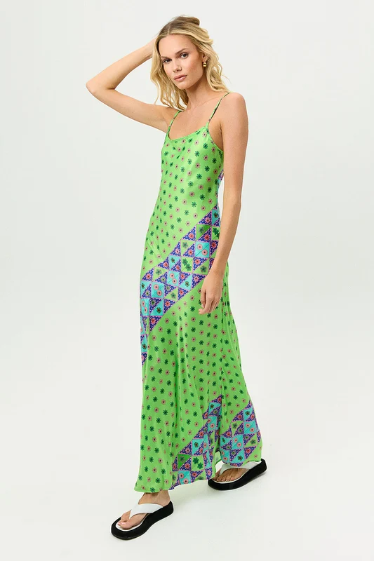 Isabel Satin Floral Dress - Versailles Versailles / XL