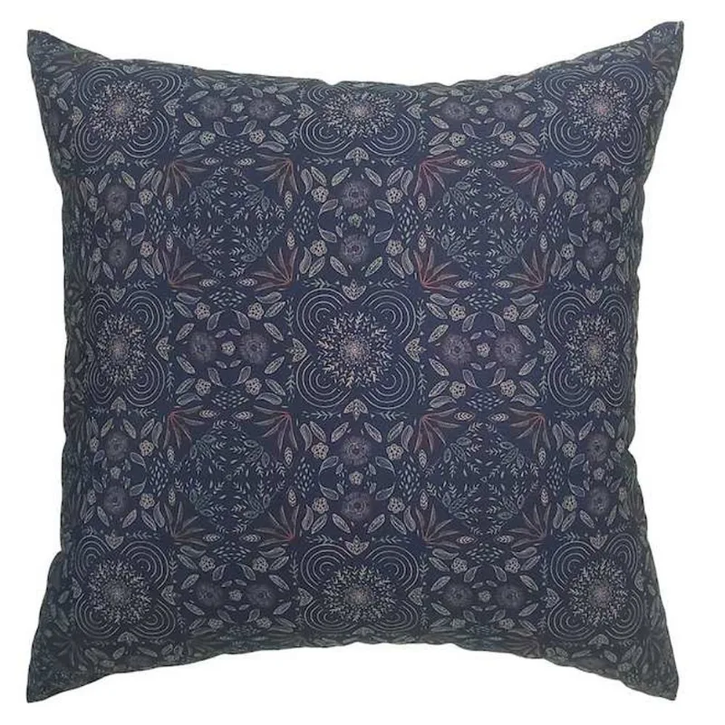 Landon & Co. 18 x 18-in Navy Blue Outdoor Polyester Cushion