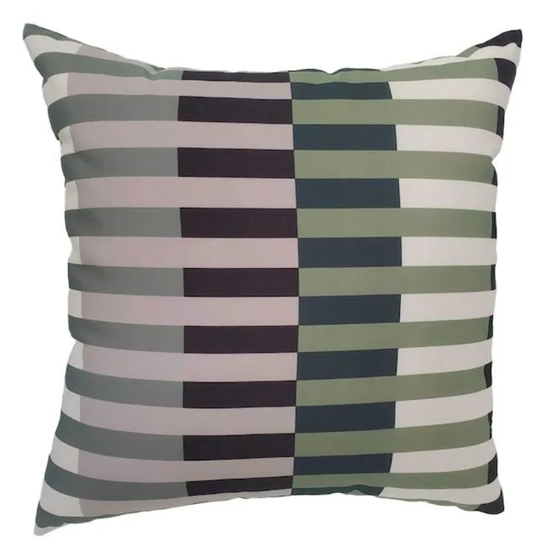 Landon & Co. 18 x 18-in Multicolour Outdoor Polyester Cushion