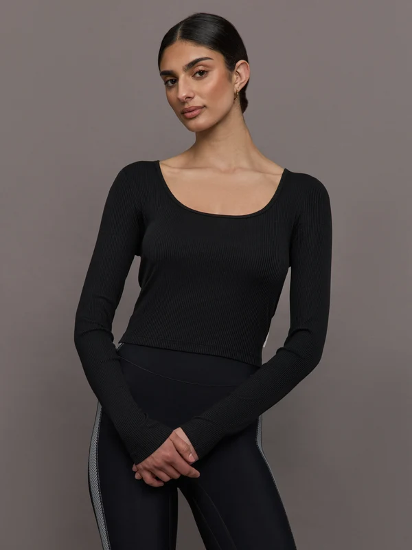 Rivington Ribbed Long Sleeve Scoop Neck Crop Top - Black Black / M