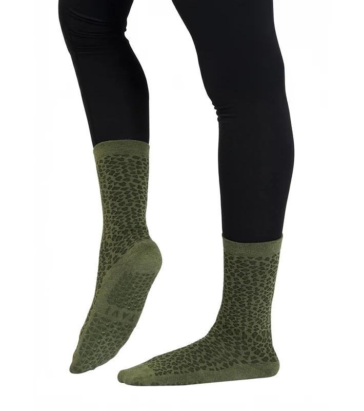 Tavi Jess Grip Socks Olive Leopard / M