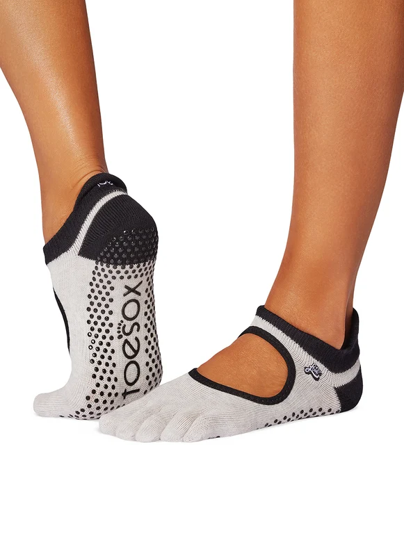 Toesox Bellarina Full-Toe Yoga Grip Socks Love Letter / M