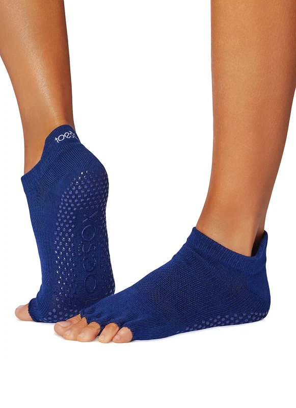 Toesox Grip Half Toe Low Rise Socks Deep Navy / S
