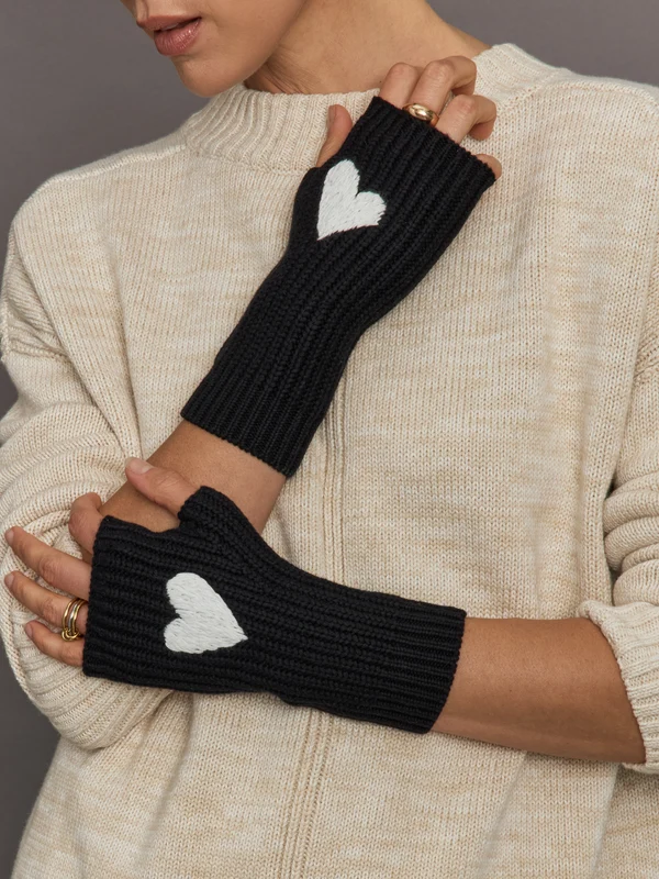 Imperfect Heart Smittens - Black Black / O/S