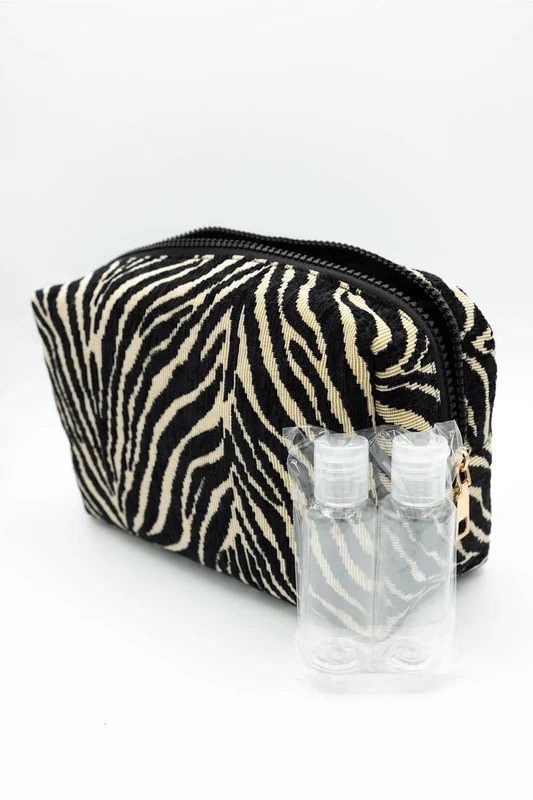 Zebrini Cosmetic Travel Bag for Women in Black NoSz / Natural Black
