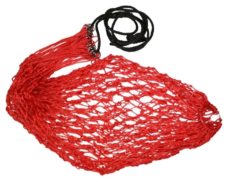 Gatsby Slow Feed Hay Net 32 Inch Red / 32"