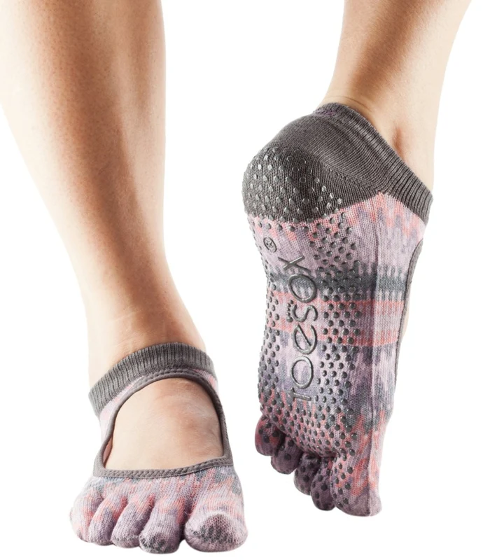 Toesox Bella Full-Toe Yoga Grip Socks Siren / S