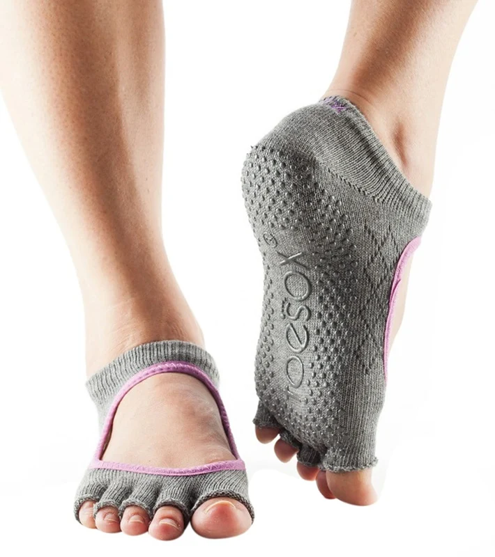 Toesox Bella Half-Toe Yoga Grip Socks Fishnet Storm / L