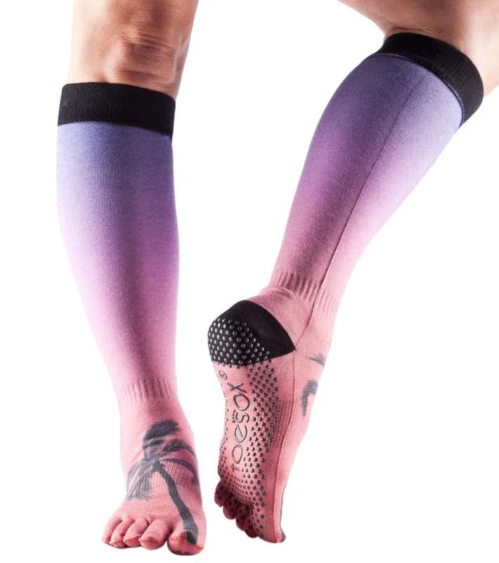 Toesox Knee High Scrunch Full-Toe Yoga Grip Socks Isla / M