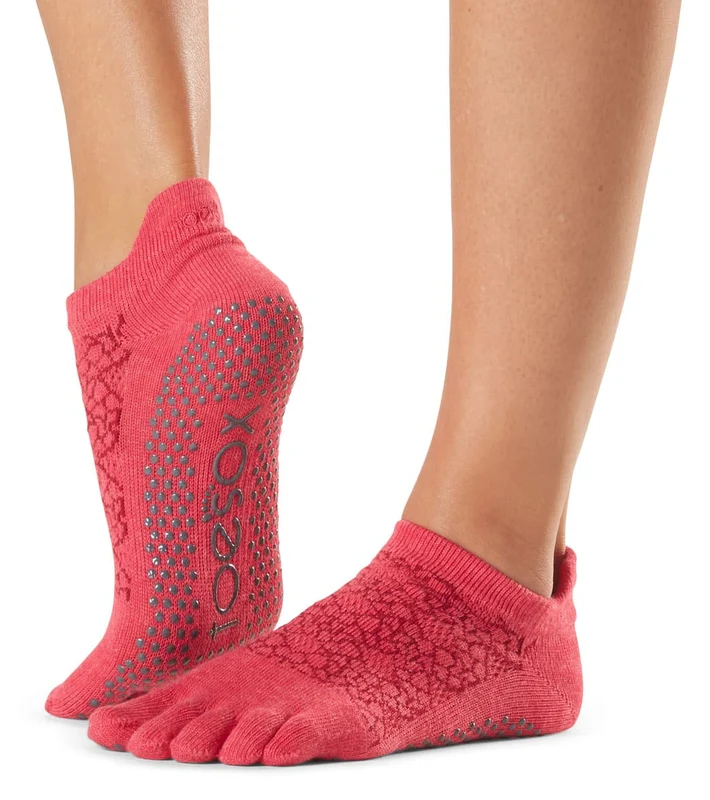 Toesox Low Rise Full-Toe Yoga Grip Socks Hermosa HD / M