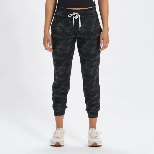 Women's Performance Jogger Black Camo / M