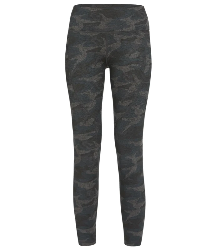 Vuori Elevation Performance Yoga Leggings Black Camo / M