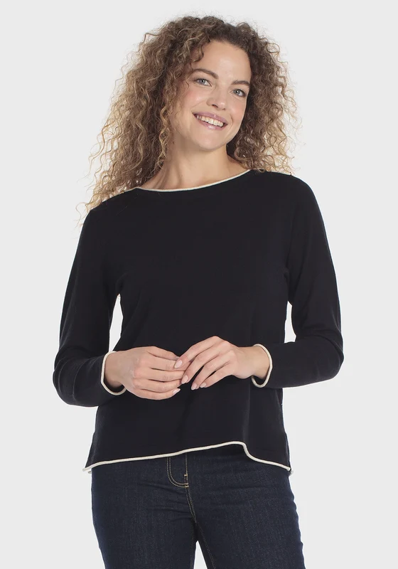 Fantasy Sweater - Black Black / XL