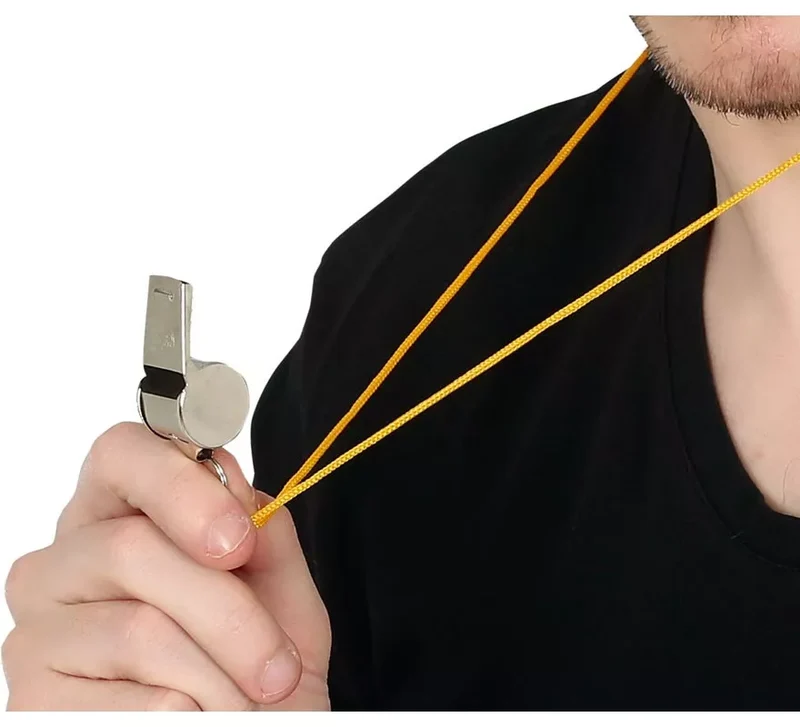 Pack de 4 Pitos Metálicos con cuerda T.Universal