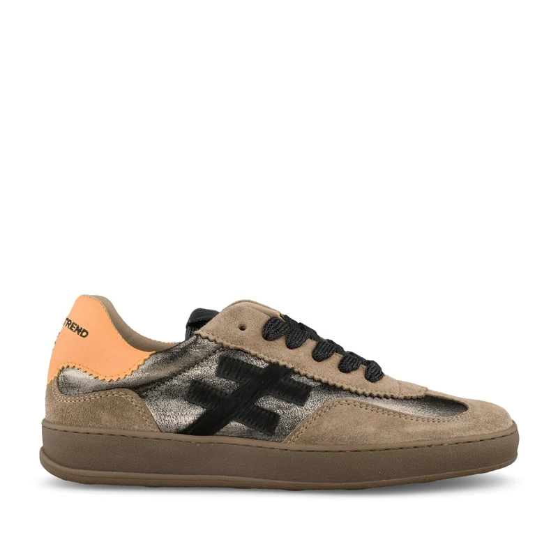 Ladies A032 8337 Laced Trainer In Bronze 37 / BRONZE