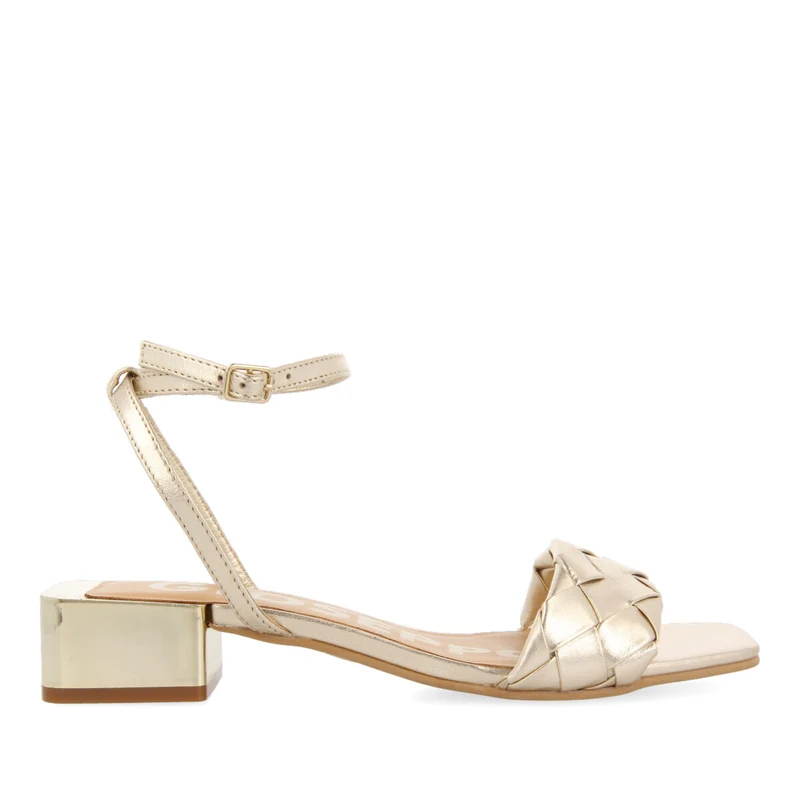 GOLDEN SANDALS WITH BRAIDED DETAIL FOR WOMAN CRAIBAS 40