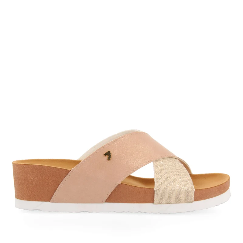 FLIP-FLOPS WITH GOLDEN STRAPS FOR WOMAN QORMI 35