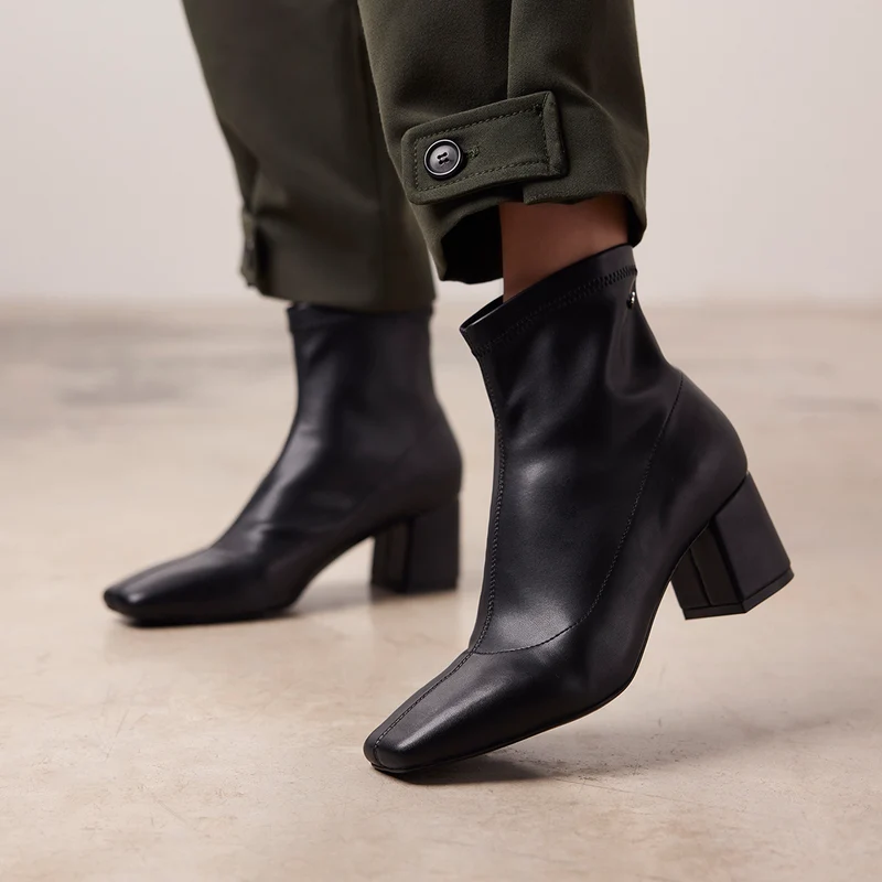 ELASTIC ANKLE BOOTS ELLERY 37