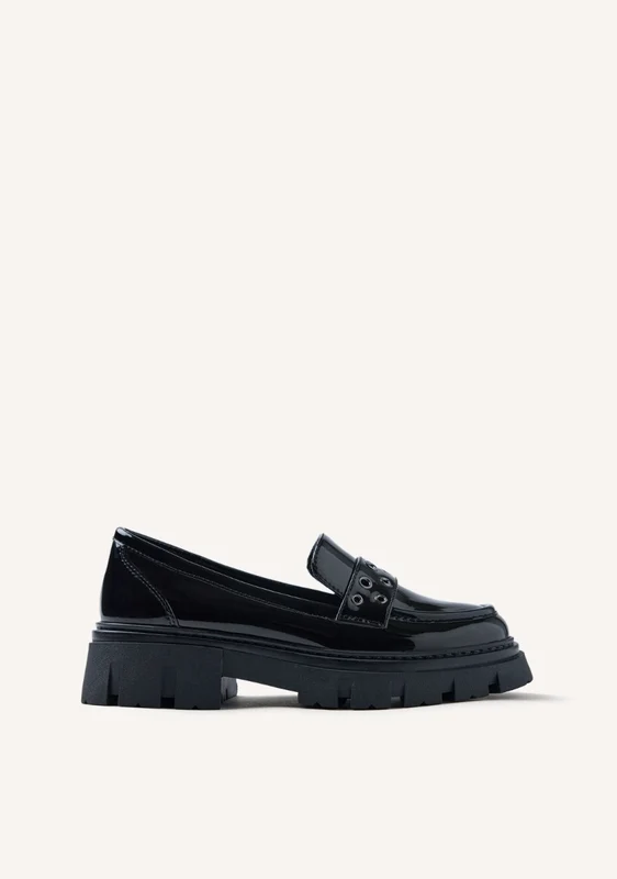 EYELET PATENT EFFECT LOAFERS CHEAM 34