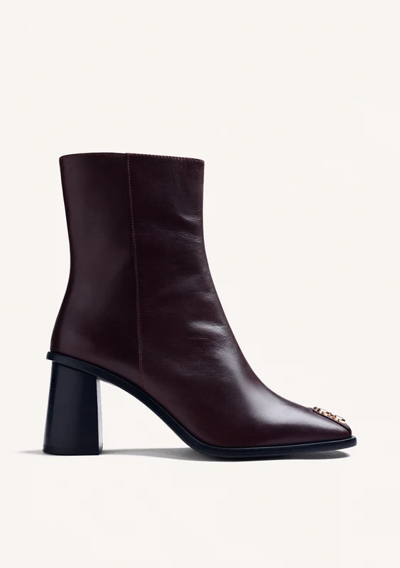 BURGUNDY LEATHER ANKLE BOOTS WITH STUDS 36