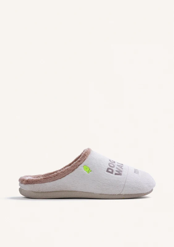 BEIGE FUR HOUSE SLIPPERS WITH TEXT 42