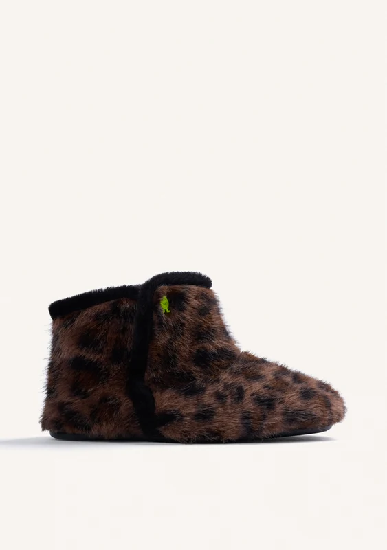 HIGH-TOP ANIMAL PRINT FUR HOUSE SLIPPERS 38