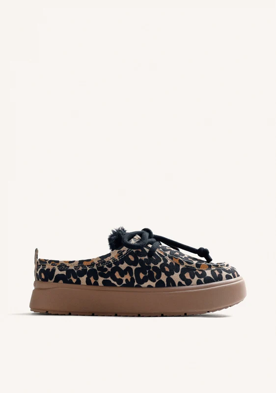 ANIMAL PRINT LEATHER CLOGS 39