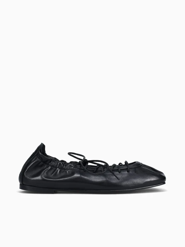 Aureline Black Leather Black / 38 / M