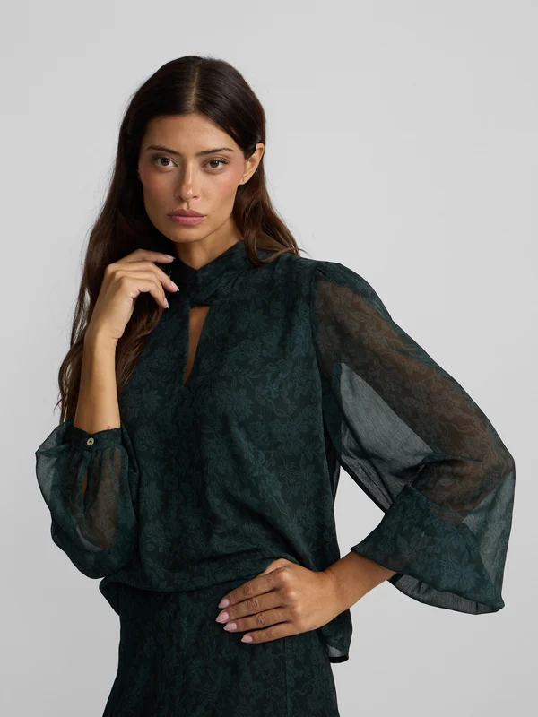 Blusa tira cuello estampado flores verde 34 / VERDE