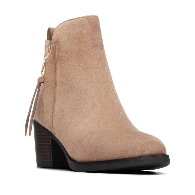 1000163926 36