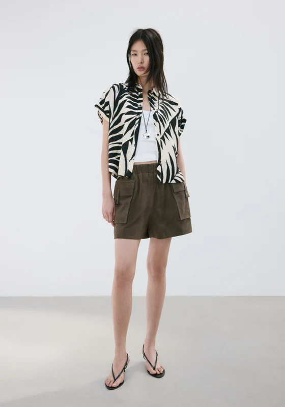 Flowy Printed Shirt - Black And White Black And White / S