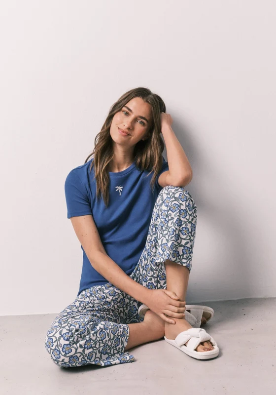 Printed Cotton Capri Pyjama Set - Blue Blue Print / L