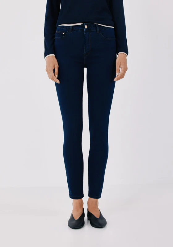 Shaping Sensational Jeans - Medium Blue Medium Blue / 36