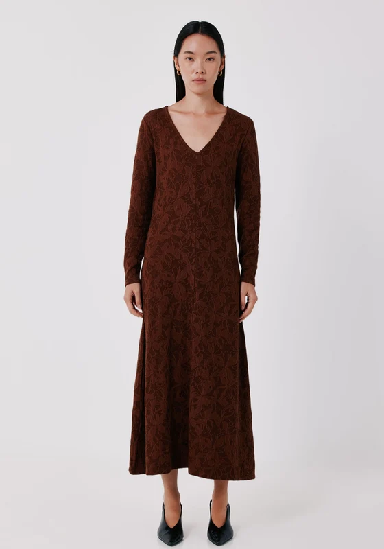 Floral Jacquard Knit Dress - Dark Brown Dark Brown / L