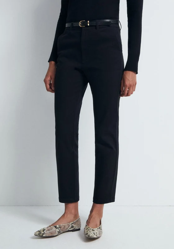 Chino Trousers With Belt Detail - Black Black / 44