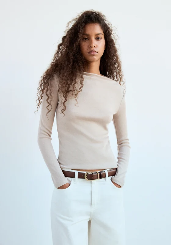Long Sleeved Boat-Neck T-Shirt - Beige Beige / XS