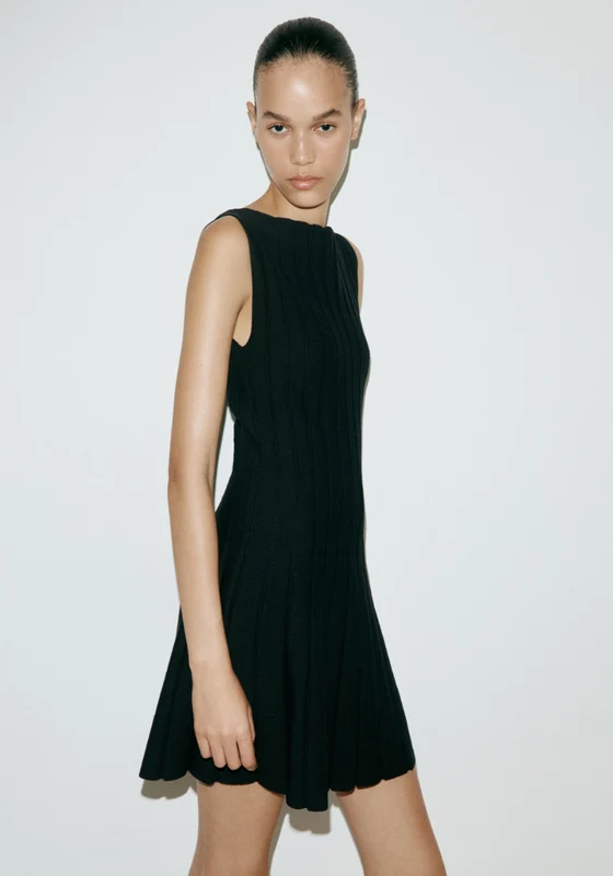 Ribbed Knit Dress - Black Black / XL