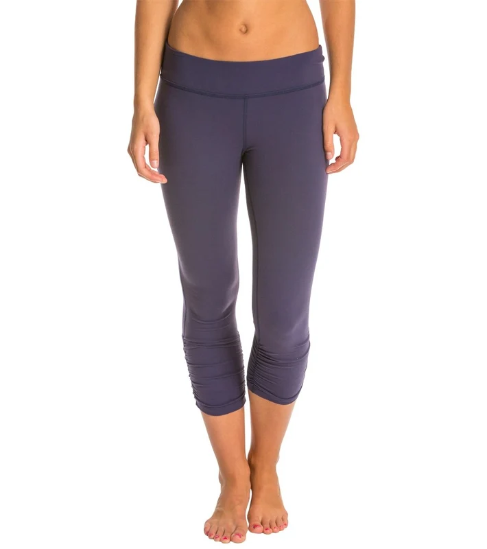 Beyond Yoga Essential Gathered Yoga Capris True Navy / XXS