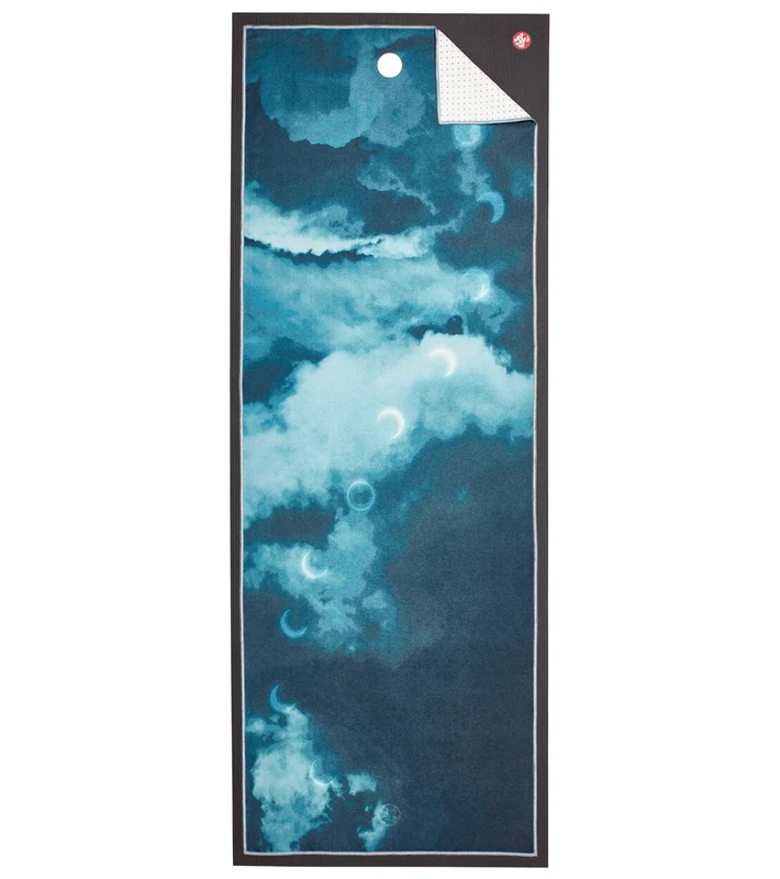 Manduka yogitoes® Lunar Yoga Mat Towel Lunar