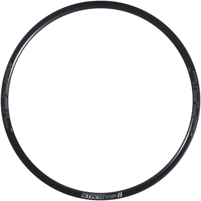 Stan's No Tubes Grail MK3 Rim 700 Disc Black 24H