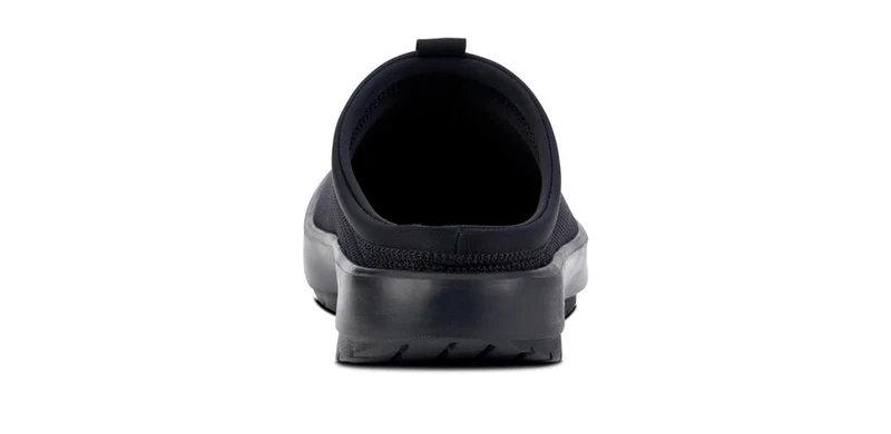 Women's OOcoozie Sport Mule - Black Black / 9 Medium